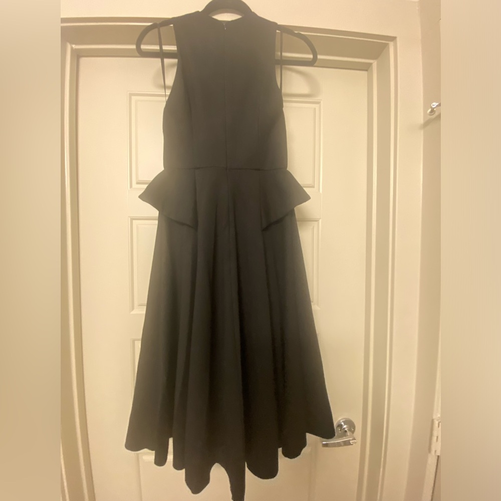 Elliatt Rapture Dress - Picture 6 of 9